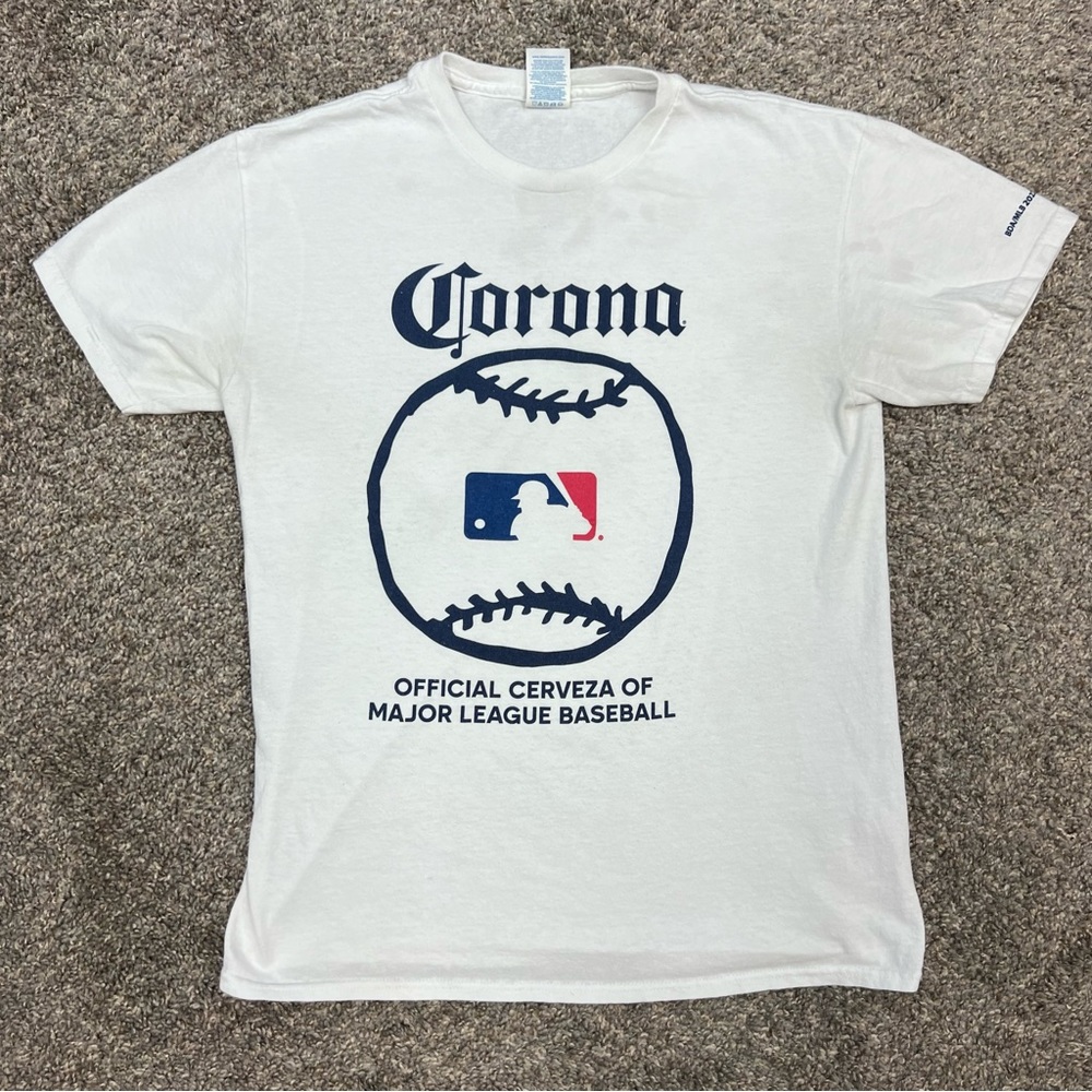 Corona MLB‎ shirt mens medium white short sleeve baseball casual outdoor